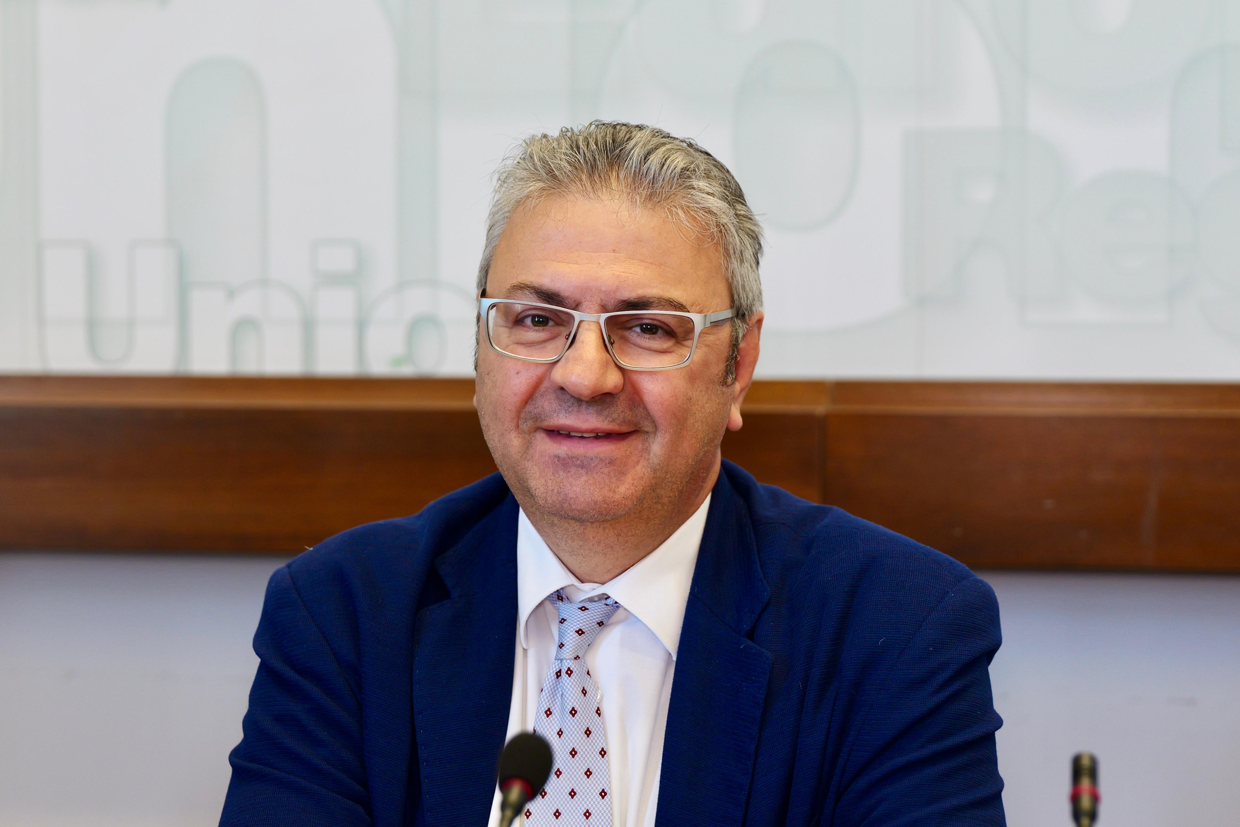 Galleria CSR Puglia 2023-2027, nuovi investimenti per le filiere agroalimentari: al via “Filiere di Puglia”, il bando da 40 milioni per trasformazione e valorizzazione delle produzioni pugliesi - Diapositiva 7 di 8